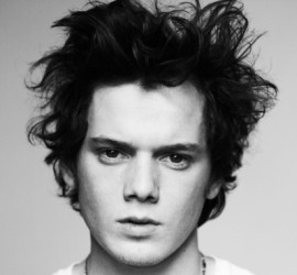 anton-yelchin.jpg